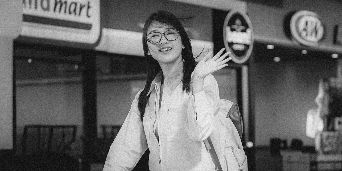 fahnoodles's tweet photo. Kadang manusia memang perlu jarak atas hal-hal yang dicintainya. Bukan untuk meninggalkan, tapi untuk memberi ruang supaya rindu bisa punya tempatnya.

@C_OnielJKT48 https://t.co/jv5sFZPdL7