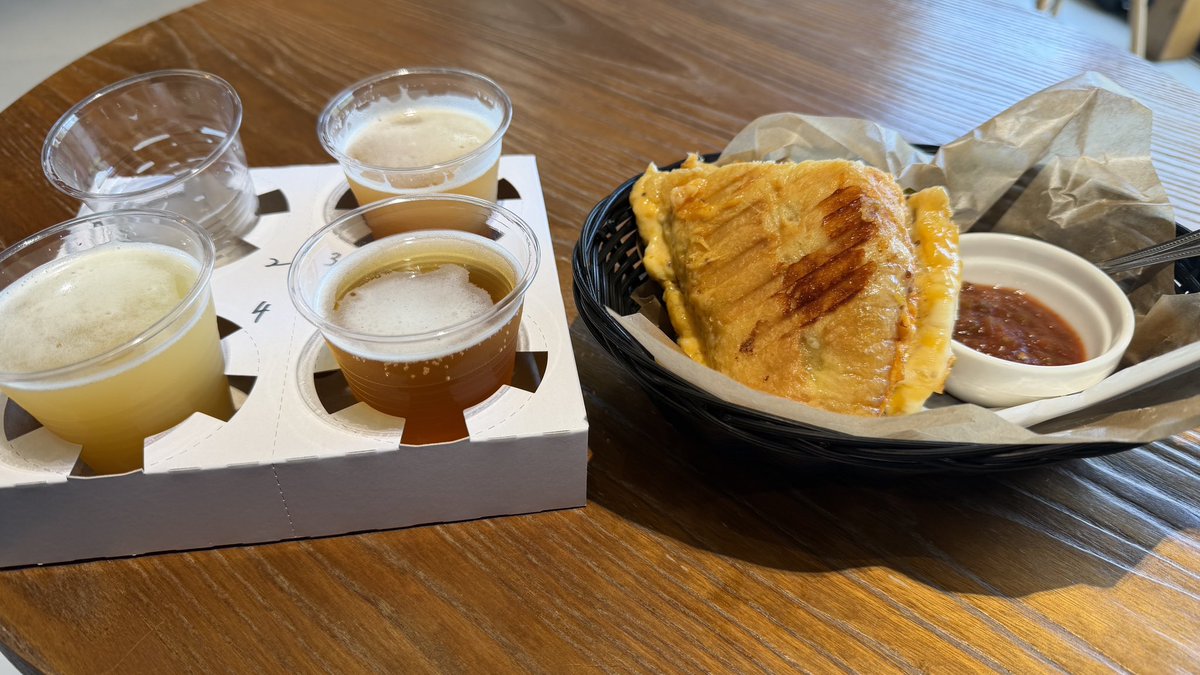 nabeguma's tweet photo. 下山飯 https://t.co/NRJyUwG0lH