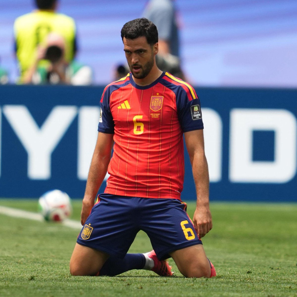 TheN5News's tweet photo. Mikel Merino across his last two World Cup games:

9 minutes played 
4 duels won 
2 touches in opp. box 
2 shots 
2 shots on target 
2 goals 

📊 @Squawka https://t.co/vbWczkN1Gs