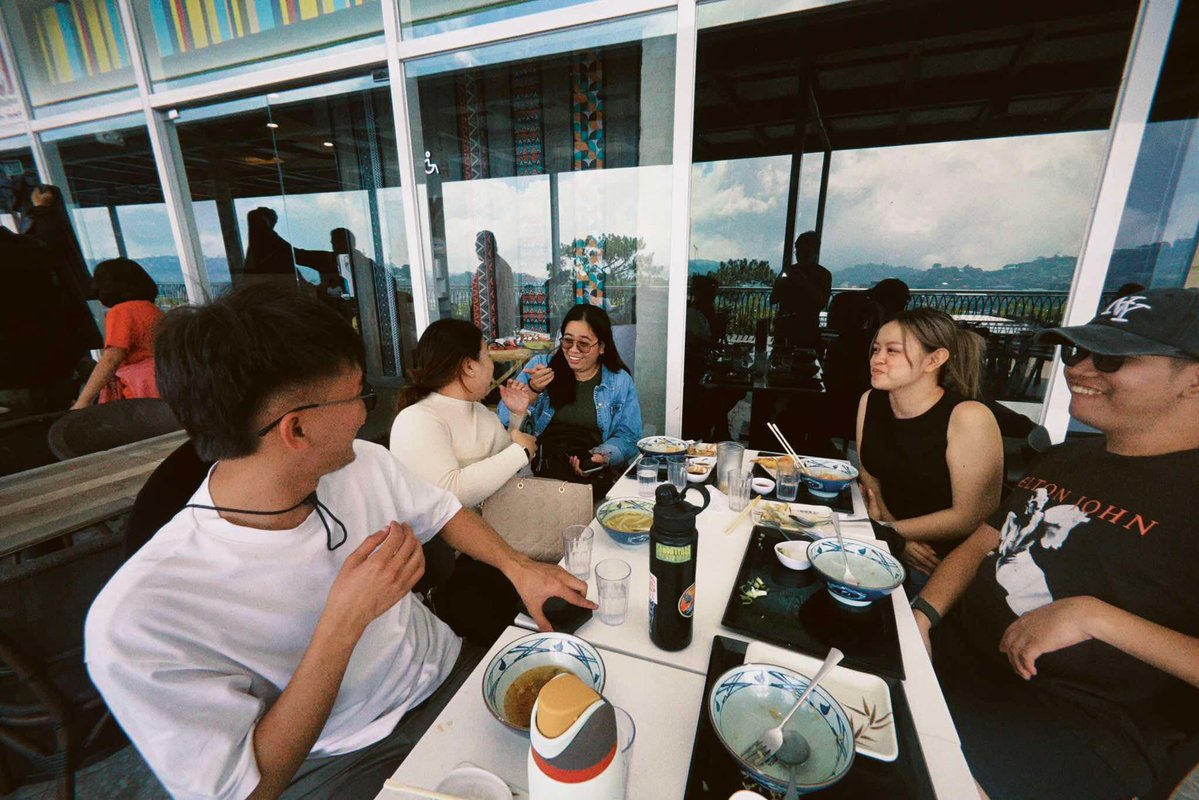 zedricke_'s tweet photo. Re-upload ko lang dahil miss ko na sila. Sana sila rin ang kasama ko sa mga susunod na country hopping ko naman. https://t.co/EdbCpl6Dl6