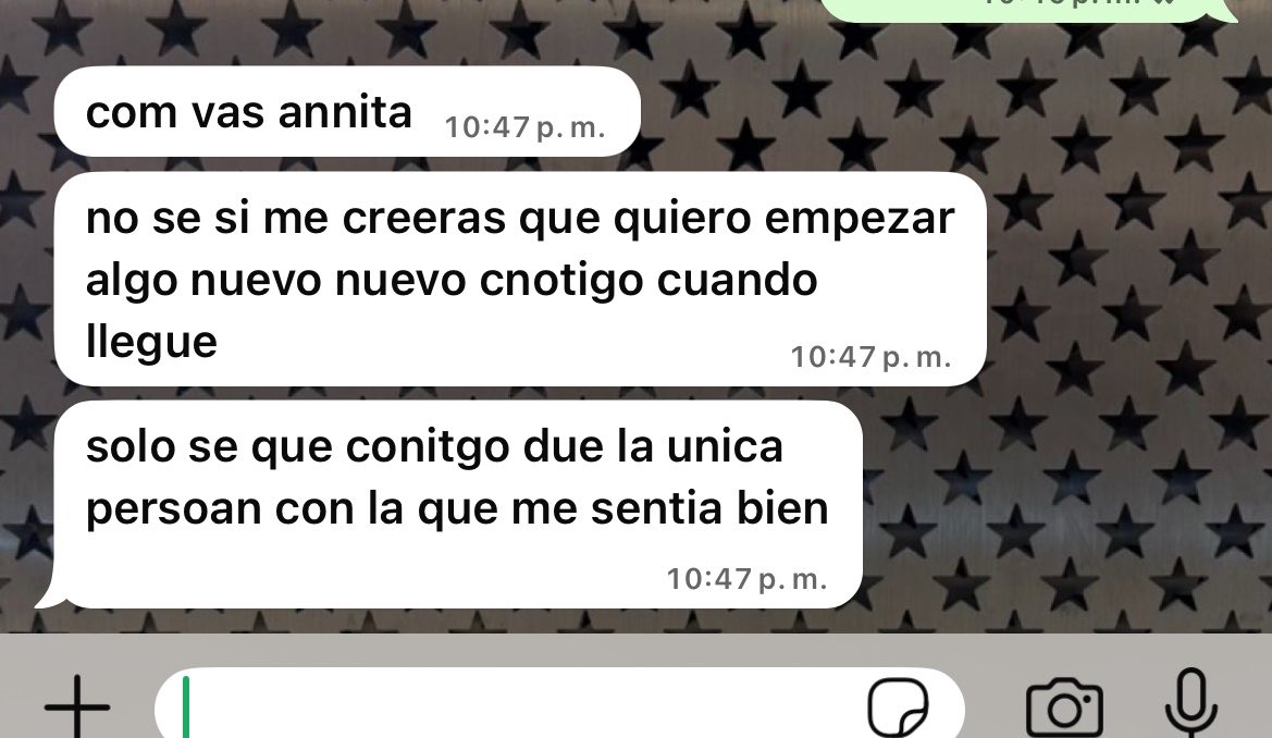 annaestrellada's tweet photo. Mi ex del colegio, espero 10 AÑOS para graduarse, sacar maestría y tener dinero para: 

Hasta ahorita no sé qué responderle https://t.co/wuQt1INero