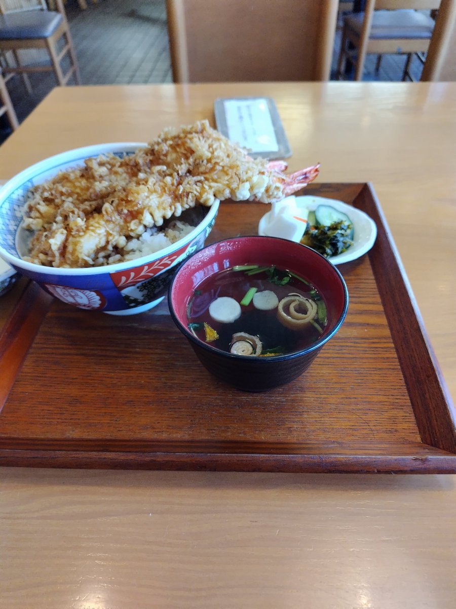 samrai308w's tweet photo. 天丼税込2,200円.
物価高だのぉ～ https://t.co/4uHz8lJfEw