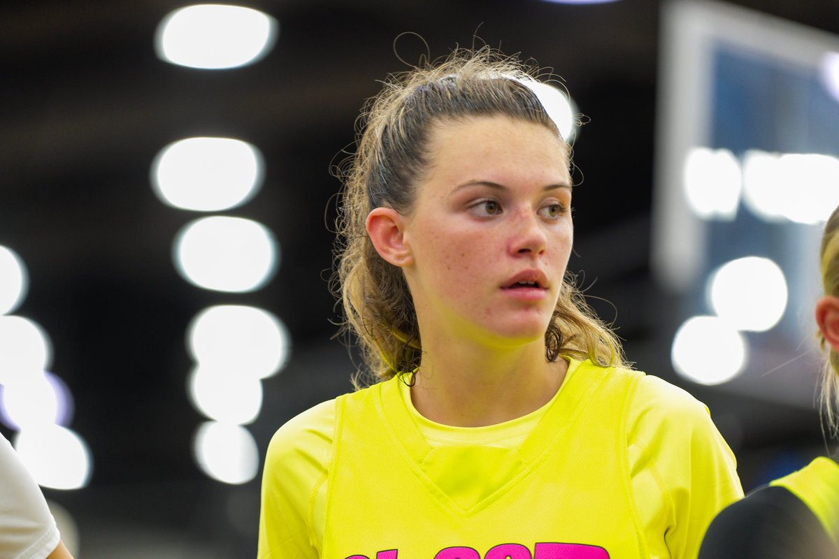 iamcoachmason's tweet photo. Day 2 Wrap-Up @SLAAMBASKETBALL 👀🌹 @TFNsRun4Roses @Ohio_Basketball #runfortheroses https://t.co/JRwnSSpjaa