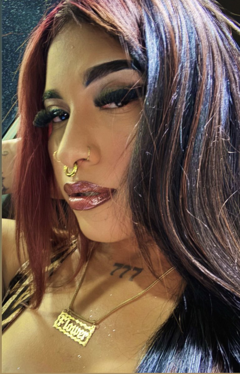 kushoncloudss's tweet photo. Pretty face can’t deny 💋 https://t.co/UPgLkgFyUX