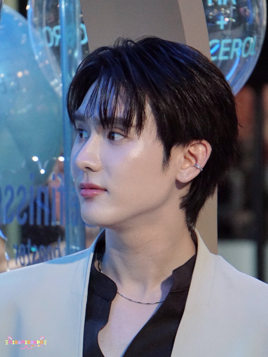 misamisakpg's tweet photo. สวยทุกวินาที  เครื่องหน้าเอย ผิวเอย ใดเอย #kasibook

BOOK WITH MENARINITH
#BookxMenarini
#TimelessBeautybyMenarini https://t.co/MICMJjUldI
