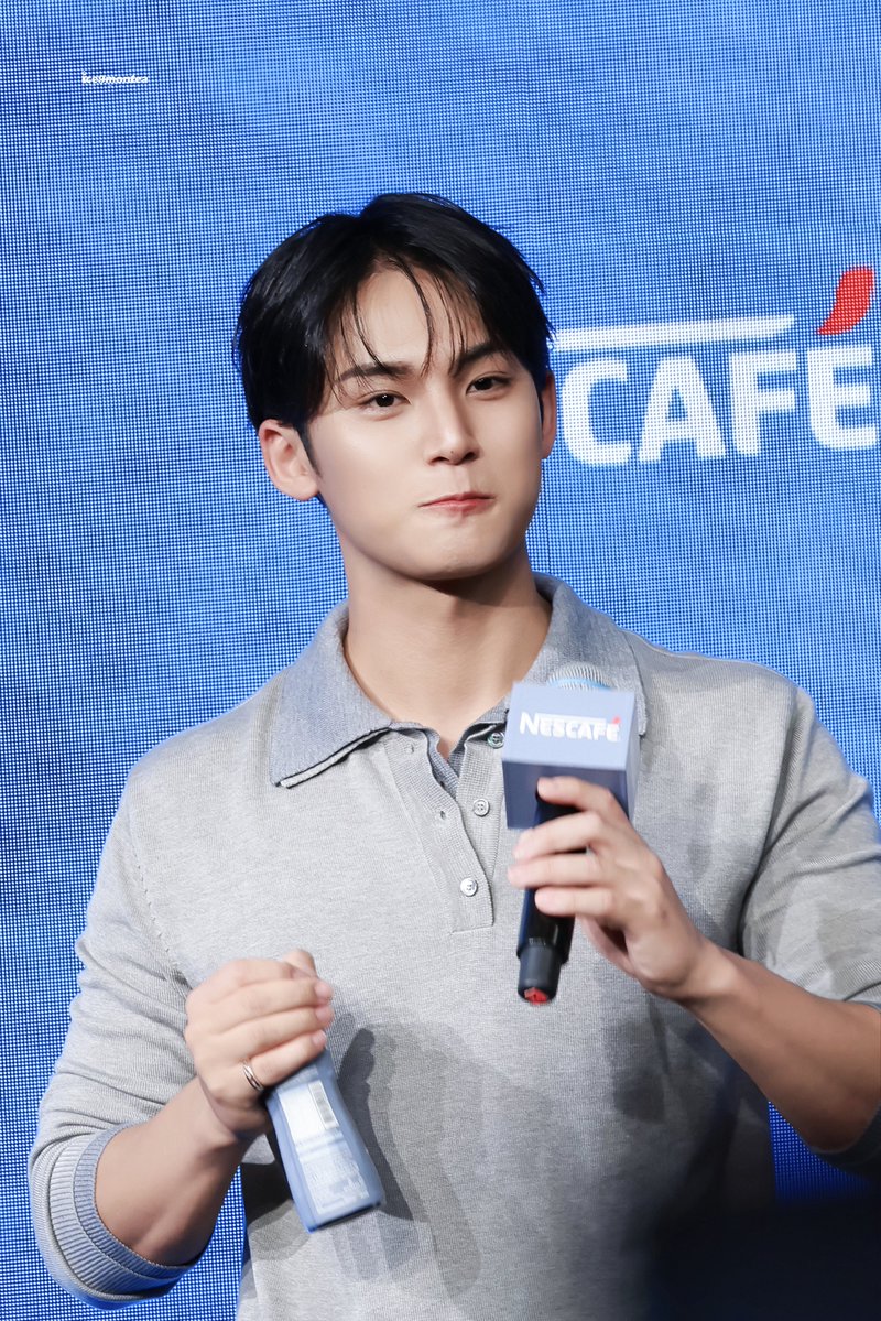 Ice9montea_'s tweet photo. 260711 Nescafe

#민규 #MINGYU #세븐틴 #SEVENTEEN https://t.co/kuPKTDgpki