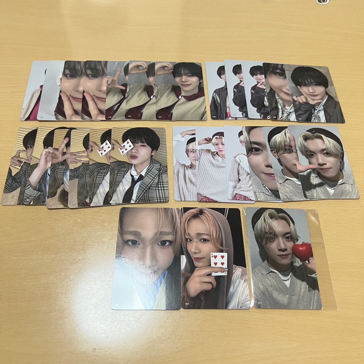 cat_chaaaaan's tweet photo. DXTEEN Heart&amp;Soul トレカ
ラントレ　交換　特典

譲: 福田83,85,88,88,90,91,91
　寺尾83,84,84,88,90
　大久保87,91,92,93,94,94
　平本82,83,84,88,89,90
　田中88,94
　特典　平本

求: 谷口82,83,84,85,86,88,89,90,93,94
　田中82,84,86,87,89,92
　特典　田中

まとめて優先　郵送希望 https://t.co/ze2QnwaeNQ