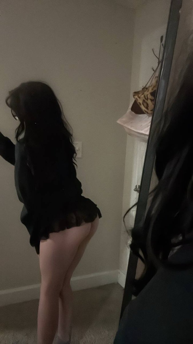 daisydarliny's tweet photo. dont look to hard, you’ll get ideas🤭 https://t.co/m4fdC3xIfn
