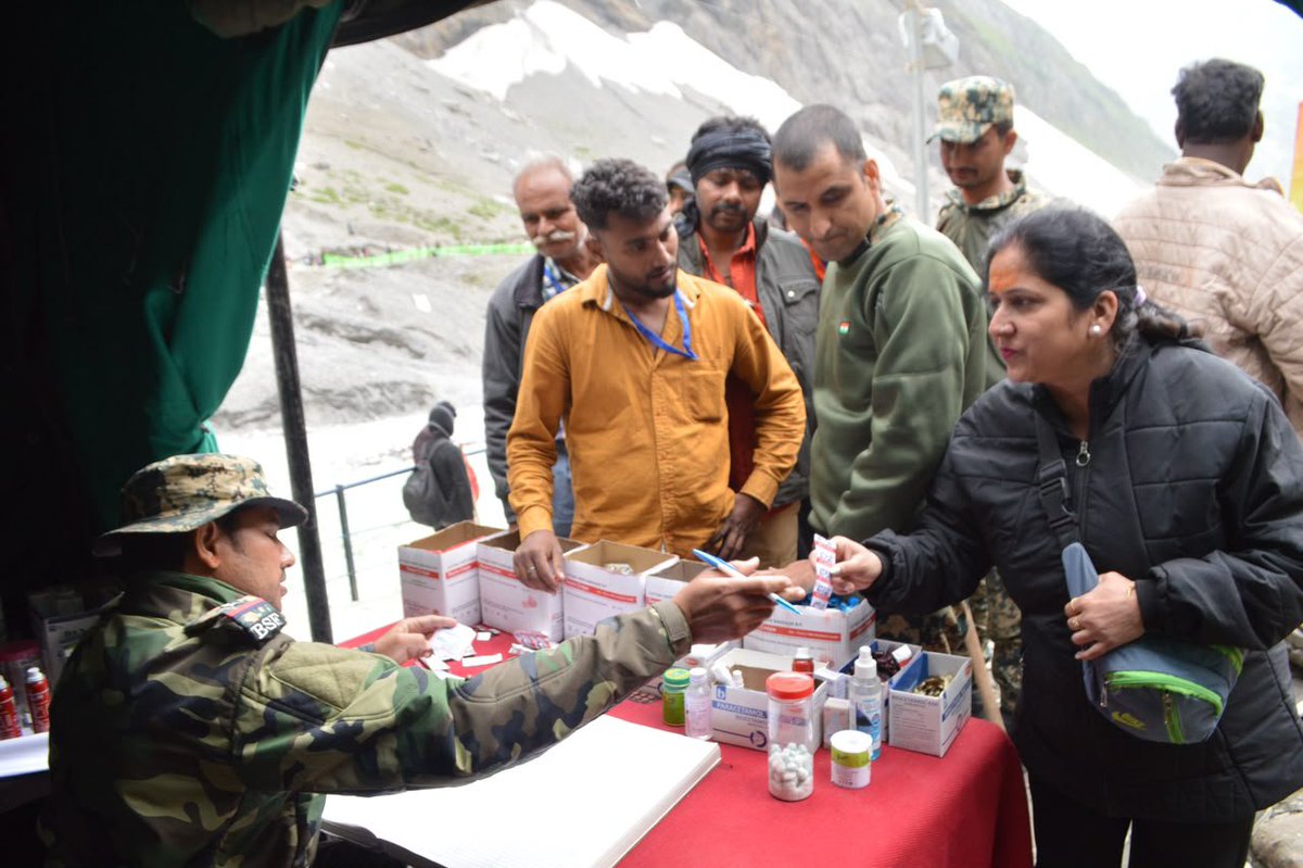 ReshmaBSF's tweet photo. With compassion in their hearts and service as their mission, the #BSF Medical Team is ensuring 24x7 medical assistance and emergency care for the Yatris throughout #AmarnathYatra2026. #NamaazwadiParty #WorldPopulationDay #GodMorningSaturday https://t.co/ymL0Efqqzr