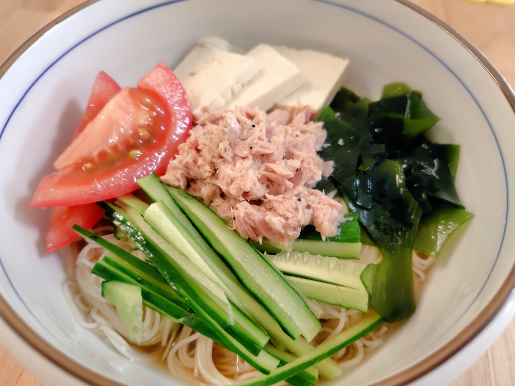 misosio2019's tweet photo. ツナマヨそうめん🎐 https://t.co/hdsffldG4h
