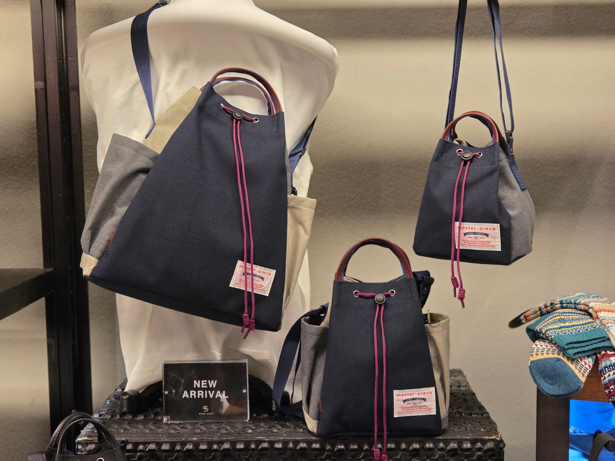 MSPC_GINZA's tweet photo. 【master-piece】

-NEW ARRIVAL-  

“Remix”  

新色《ネイビー》、また定番色  新サイズ  入荷しております。  
是非、店頭でご覧下さい。    

#MSPCPRODUCT #masterpiece #マスターピース #銀座 #マロニエゲート銀座 https://t.co/v8hVvB4PWP
