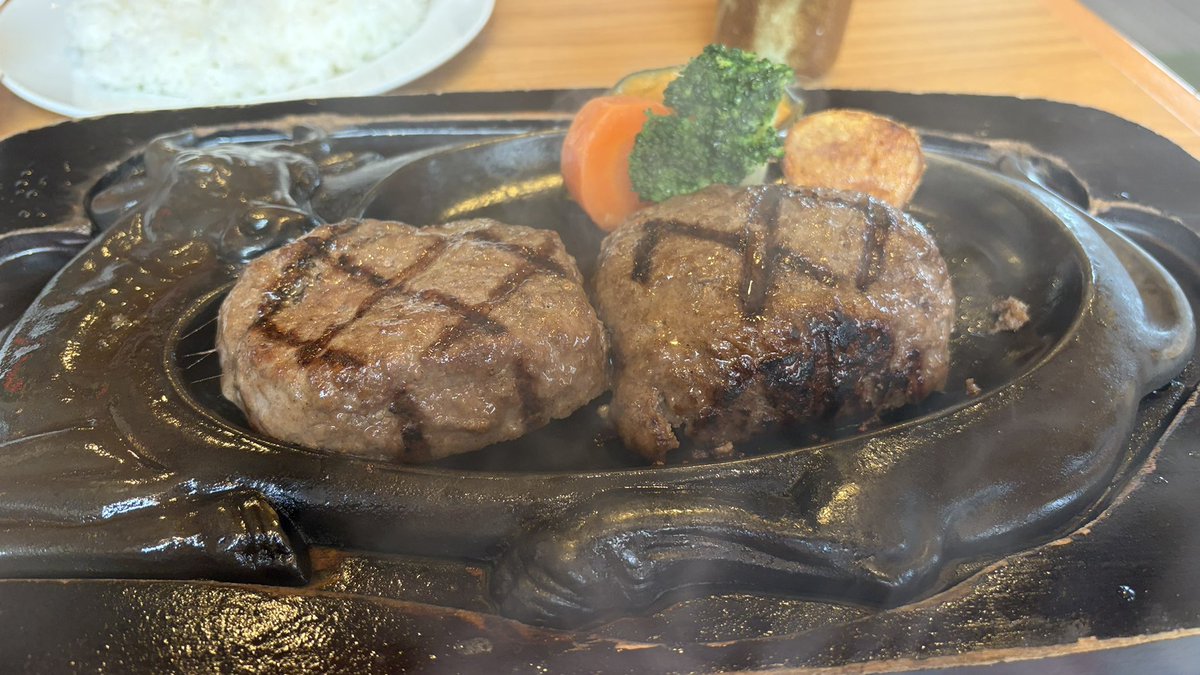 seven_h77's tweet photo. 満足、満足…(´ω`) https://t.co/SKfCDtCGoo