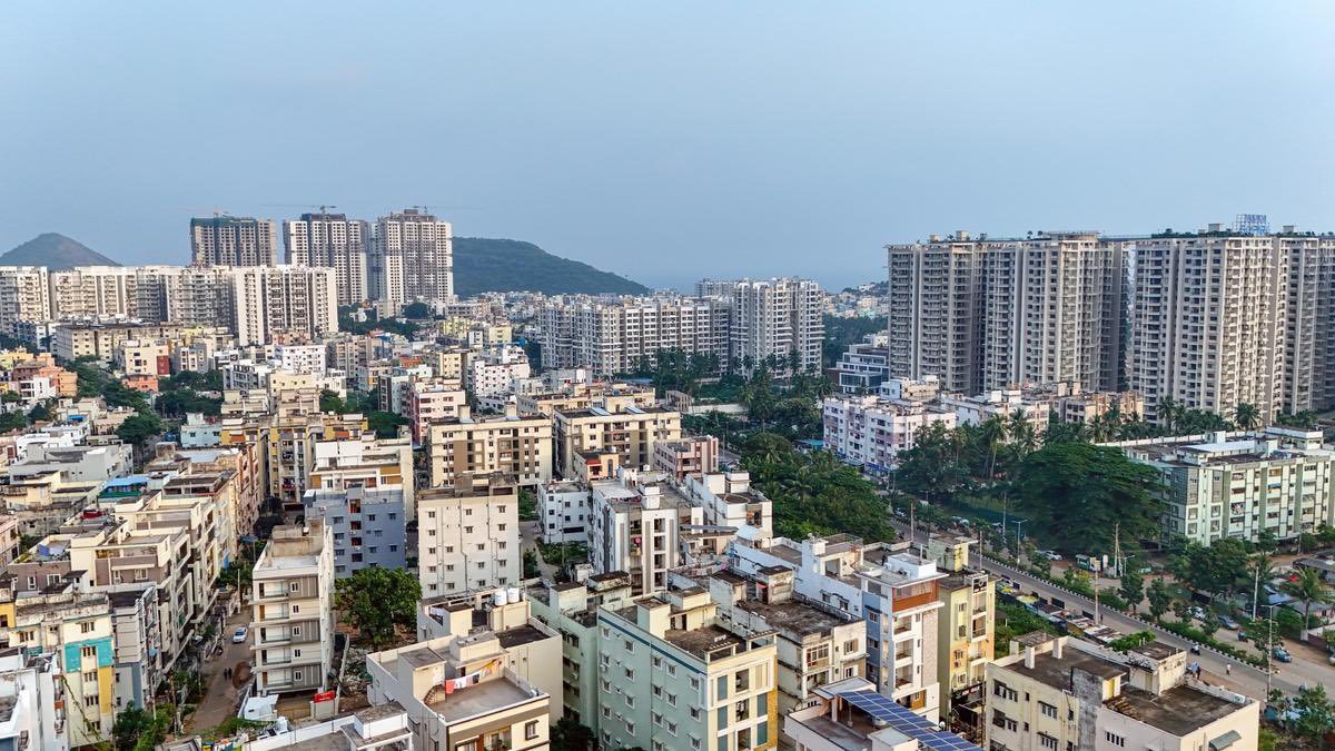 anand_011235's tweet photo. Sir @naralokesh,

Please bring one Korean anchor GCC/AI R&amp;D campus to #Visakhapatnam. https://t.co/uxqF0sMBjV