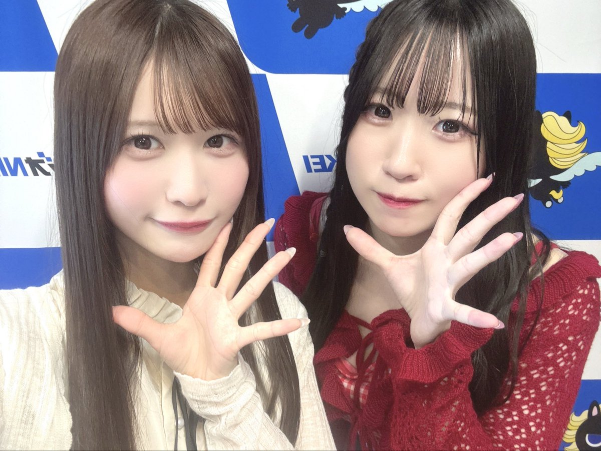 momose_suzuna's tweet photo. 『アイドルジェネレーション』ありがとうございました,,⁃ ⩊ ⁃,,📻

可愛いくて緊張してしまったーーーー🙉
MCのお二人のおかげで楽しくお話できました！！

聴いてくださった皆さんありがとうございました！
#RainTree #レインツリー https://t.co/HZ9AWx0c2K