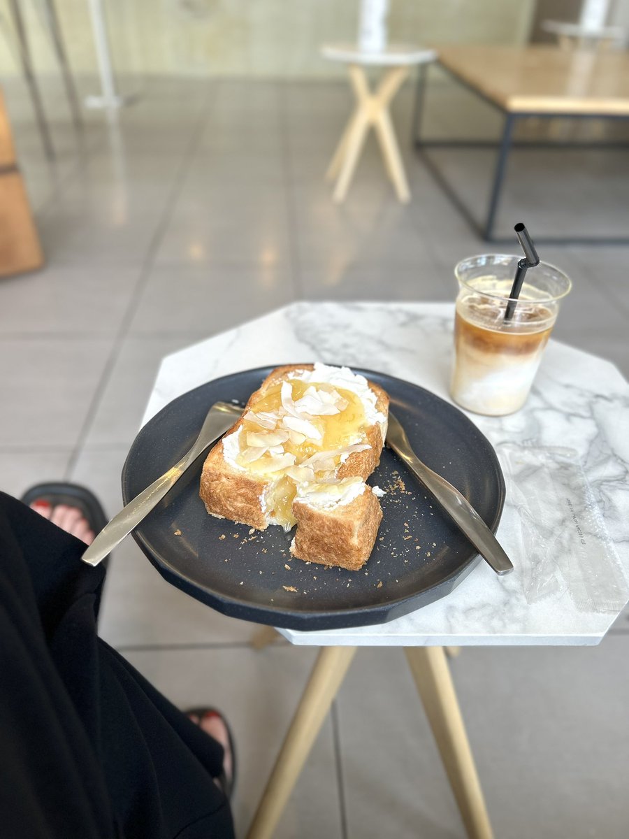 suu__188's tweet photo. .
🍞
.
わたしの推し活（次男の🏀）からの
カフェからの
今から美容院
.
ここのコーヒーもトーストも好きすぎる
.
#カフェ
#トースト
. https://t.co/WwyiqcG5RY
