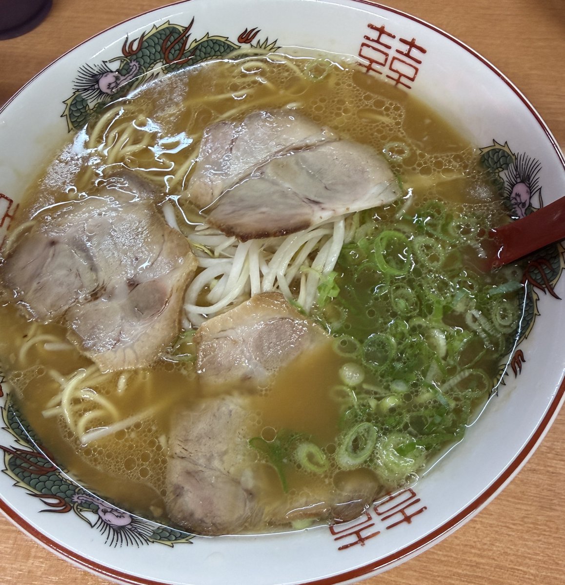 h_seto1981's tweet photo. 沁みるわ〜🍜🍢 https://t.co/d2ZPOQKnUF