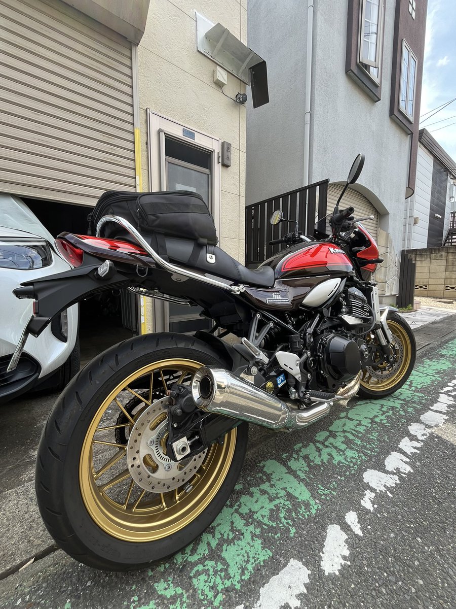 le_mocha's tweet photo. さ、暑いが、まだ例年に比べればマシかな
#Z900RS https://t.co/54EhcoJJms