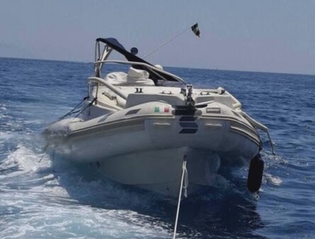 PowerYacht's tweet photo. One Injured as Yacht and Rib Collide Near Ischia Island
#YachtCollision #BoatCollision #BoatDamage #InjuredBoater #Ischia #CastelloAragonesi #Napoli #GuardiaCostiera #CapiteneriadiPorto #RibCruiser #Solemar #OutNews #Summer2026
https://t.co/FnAt8OJ77F https://t.co/Ez1DWn4NJn
