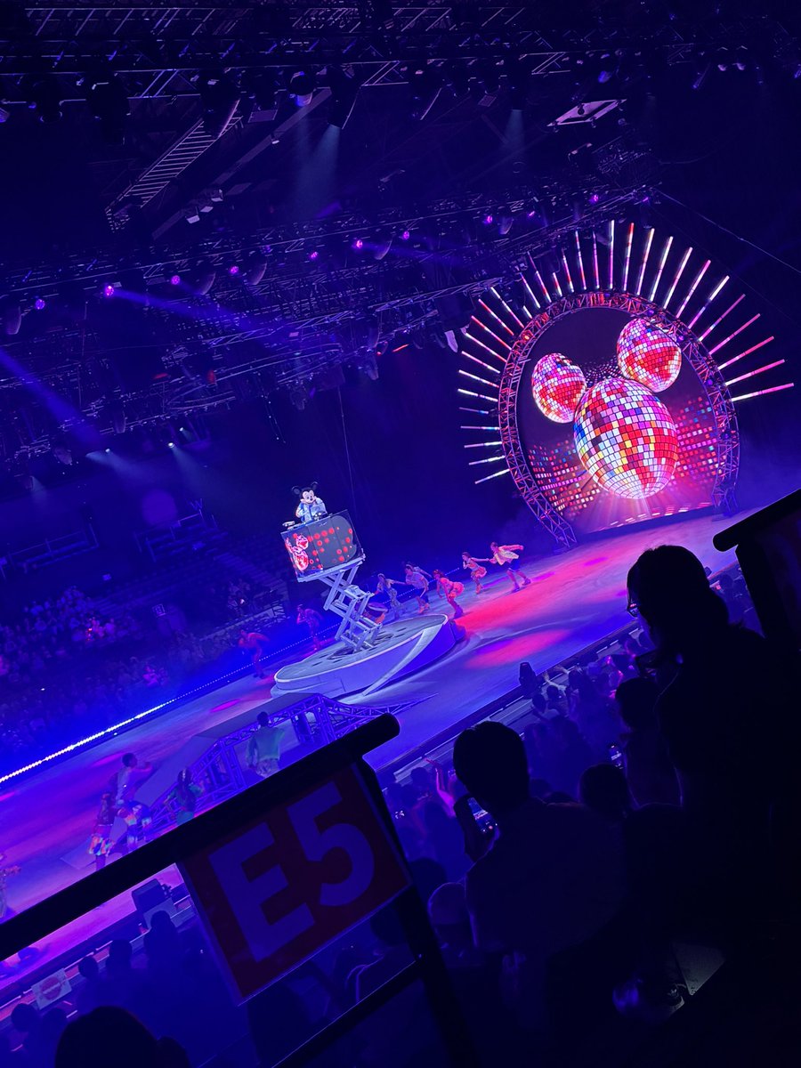koji2835's tweet photo. ディズニー！ https://t.co/YeEucxAZwQ