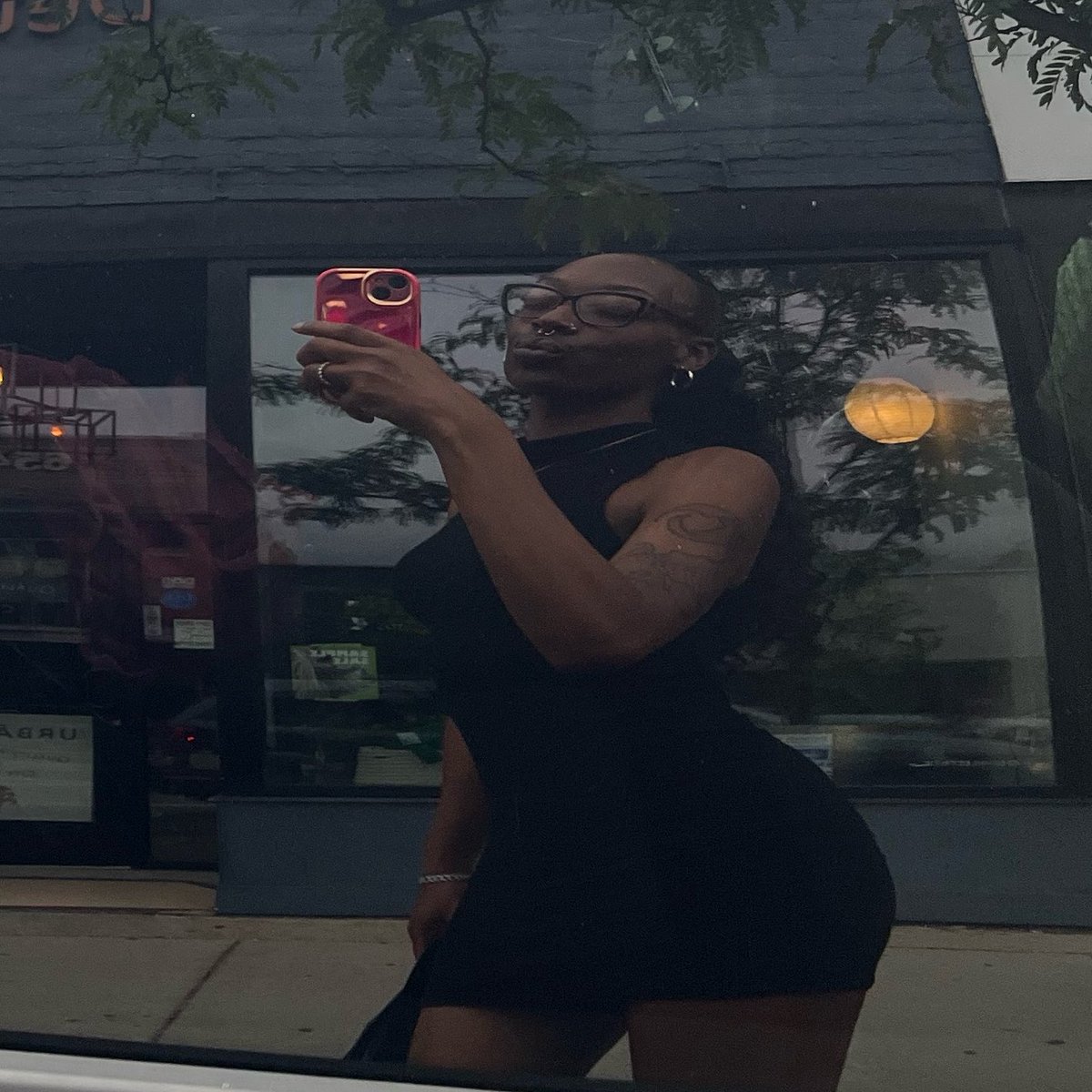 _lovemojo's tweet photo. Momma getting THIQUE ✨ https://t.co/Dsu6Ip8uwW
