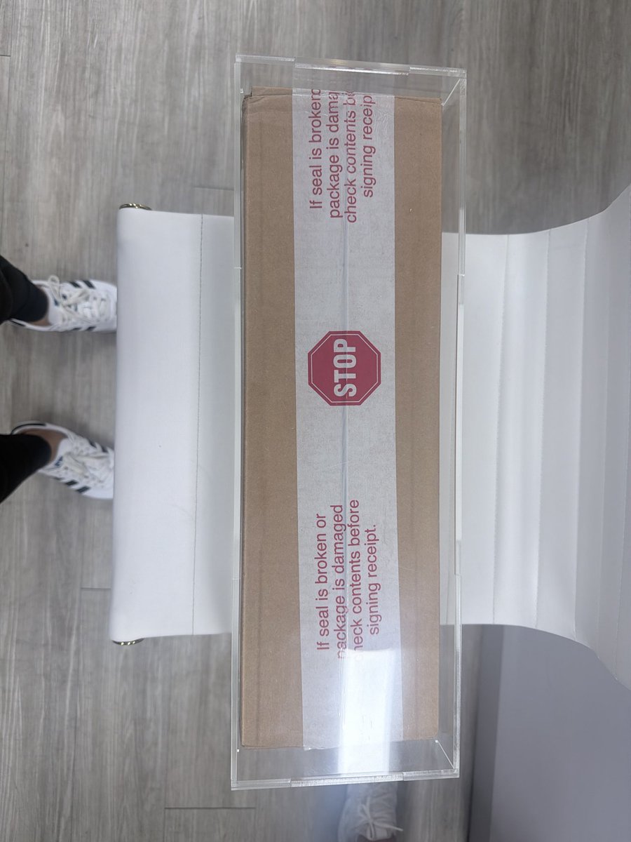 ALpez420's tweet photo. I wasn’t expecting this….

Any serious buyers?? https://t.co/thXrGbF0Py