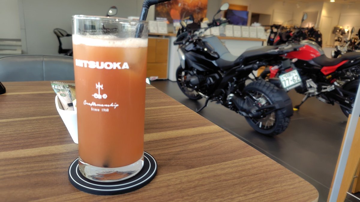 hi_rush1099's tweet photo. ちょっと高いカフェーきた https://t.co/H45fPSRMM4