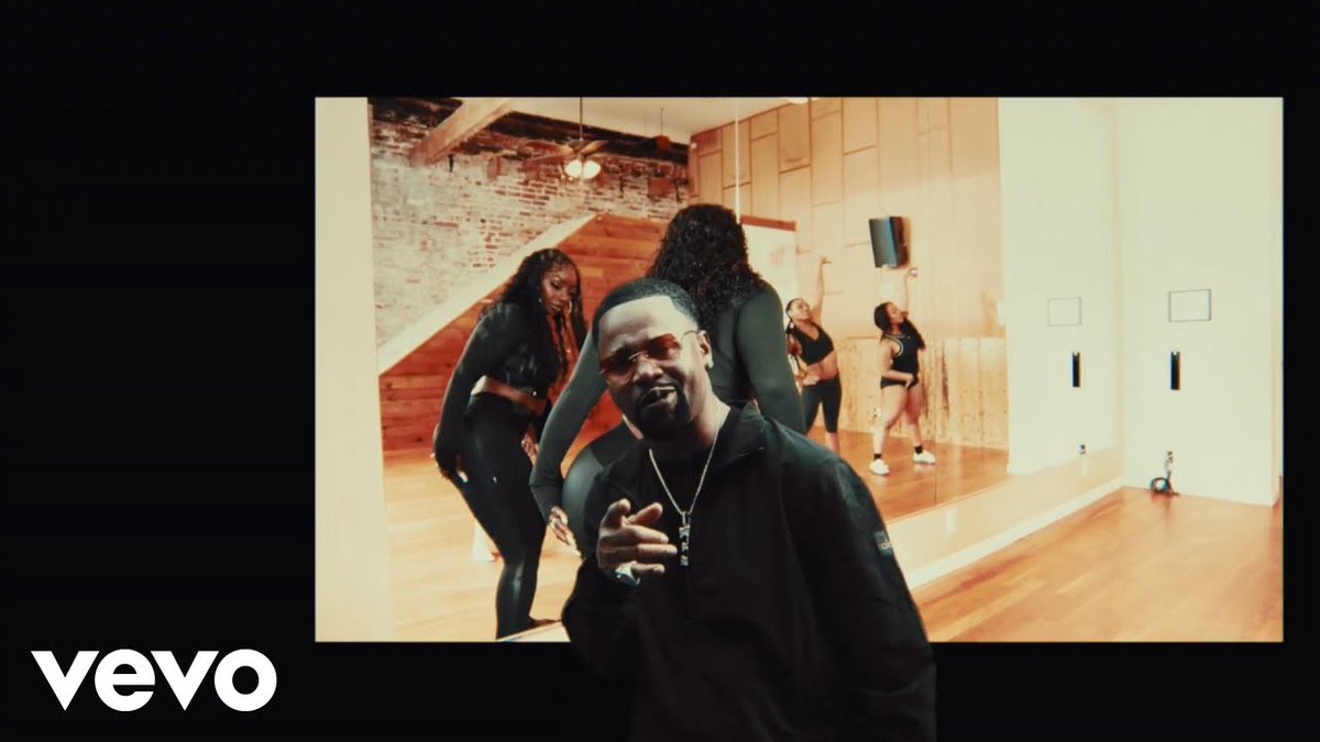 KwanLee's tweet photo. New On KwanLeeTV Juvenile - Shake Ya Booty Muscles (Official Video) https://t.co/vzIcFqaDt4 https://t.co/7TQAAyJfqh