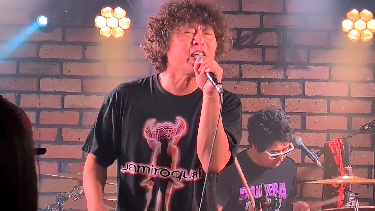 AkibaKei2010's tweet photo. 昨夜は吉祥寺プラK
シャク＆リハビリーズ
久しぶり！
まさに愛だね👍 https://t.co/jF2mK1mUUe
