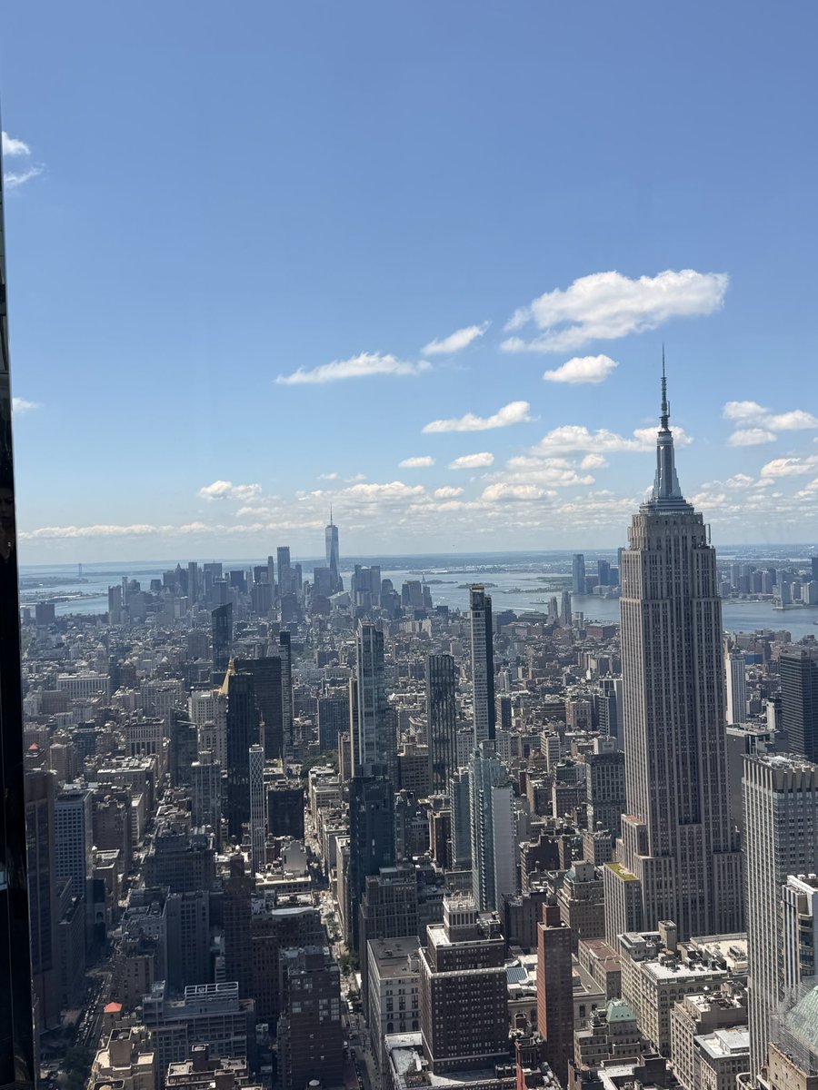 yessflores_'s tweet photo. Nueva York te amo 🖤 https://t.co/vzQKm065ht