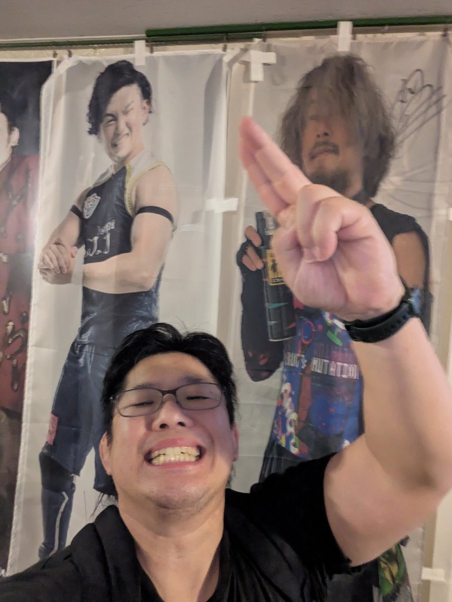 SUZUKI_SHIN_04's tweet photo. さくばんわ！
くい菊珍道中初日でした！

INFINITYさんにも初来場だったしそもそも会津で試合するのも初！

坂内食堂でリアルばんないを頂き、夜はこんな顔になりましたが…楽しゅうございました…！

あ、チチャくんいました。

本日もご安全に！ https://t.co/LnV66OtLER