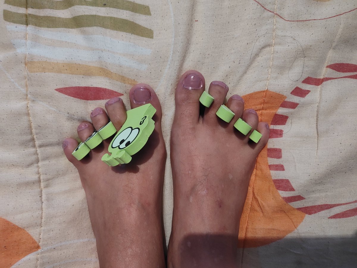 Ilianagmodel's tweet photo. Pintando uñitas para la patachanga de mañana https://t.co/7wgiilCDS4