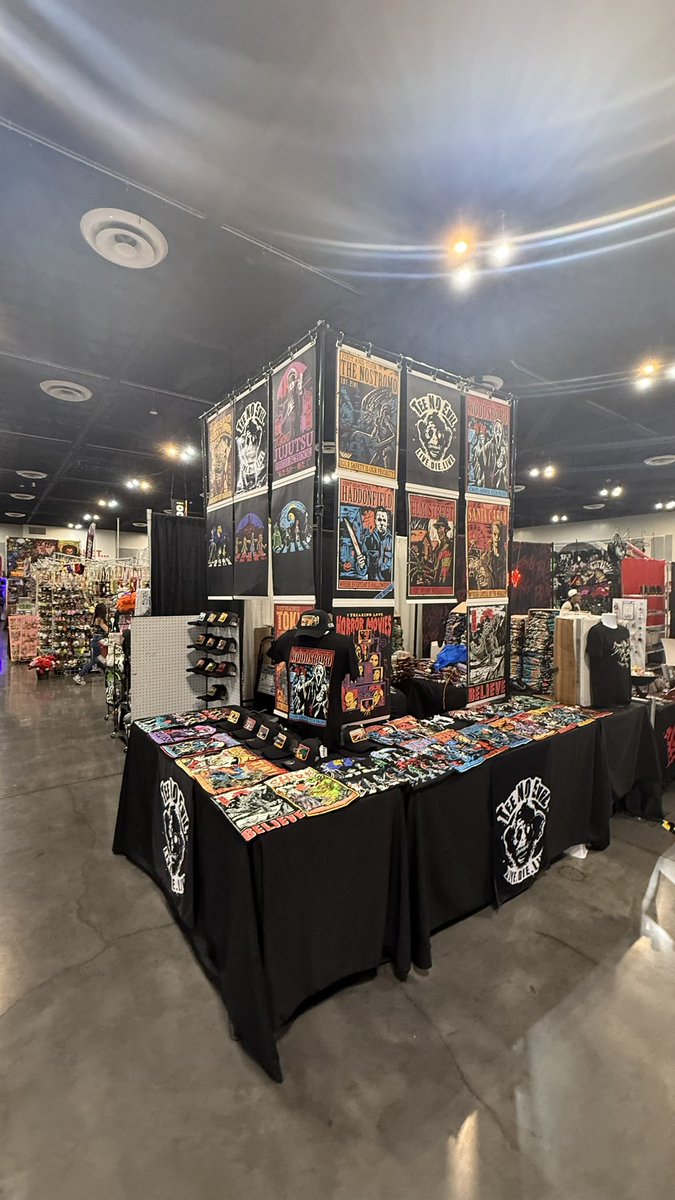 ParksAndCons's tweet photo. We’re at the Ontario Convention Center for day 1 of #CreepIEAftermath #CreepIECon https://t.co/FyP7SOBKhJ