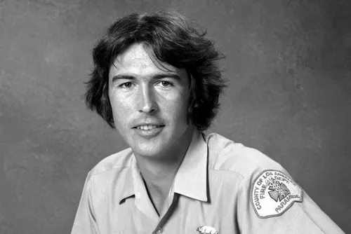 incidnt_tracker's tweet photo. Randolph Mantooth, Emergency! legend,
Has passed away at 80.
The iconic actor who played paramedic John Gage on the classic '70s show passed peacefully in a Ventura hospice, surrounded by family and friends. He had been battling multiple cancers for several years.
Mantooth had a 50+ year career with roles on ER, LA Law, Baywatch, and more.
A true TV pioneer. Thoughts with his family. 🕊️
#RandolphMantooth #Emergency