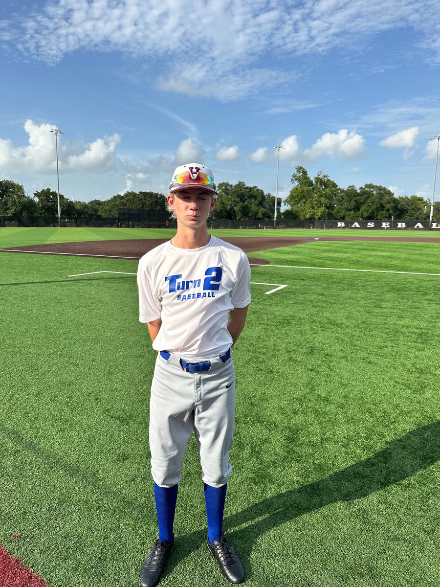 FiveToolTexas's tweet photo. F: Turn 2 11, BA Broncos 0
PoG: @0_dray 3-3, HR, 3B, 4 RBI, 2R
Hitter: Ty Riggs 2-3, 2B, RBI, 2R https://t.co/5LRu1a3ug8