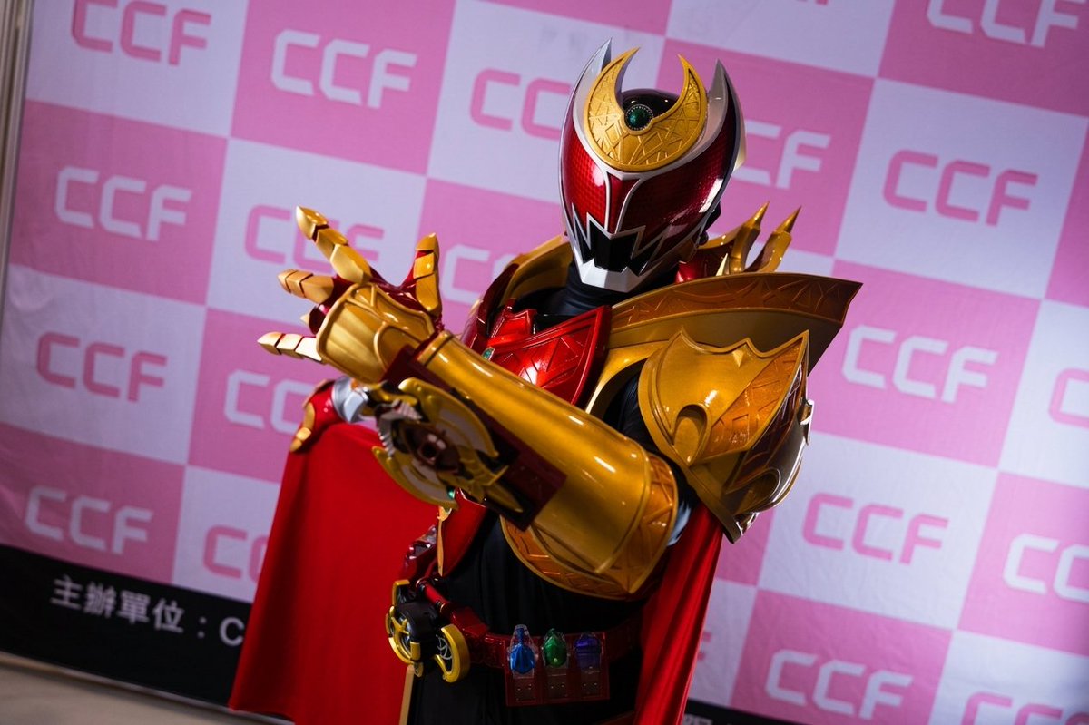 wolfsikure's tweet photo. @SpookCatDurrow 帥死我要po一張我cosplay 的 https://t.co/ePQ41HmxRD