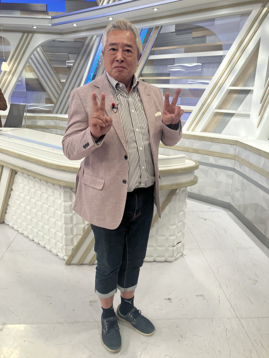 TAP_official_tw's tweet photo. 本日はとびっきり！しずおか土曜版に出演させて頂いております💚💚💚
#とびっきり #satv https://t.co/RACYivVBB8