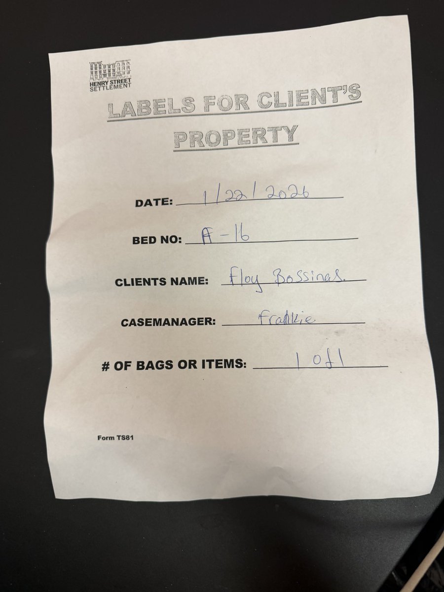 CapeFloy's tweet photo. Just finding a place to get stoned alone is disabled; homeless enters a sushi bar, urban market counter help ignores him.
And, Floy’s the kind of woman who expects my husband and kids to compensate her for her depression.
#mortgage #eviction #FOIL #highkill #mattress https://t.co/blCjvPDP5K