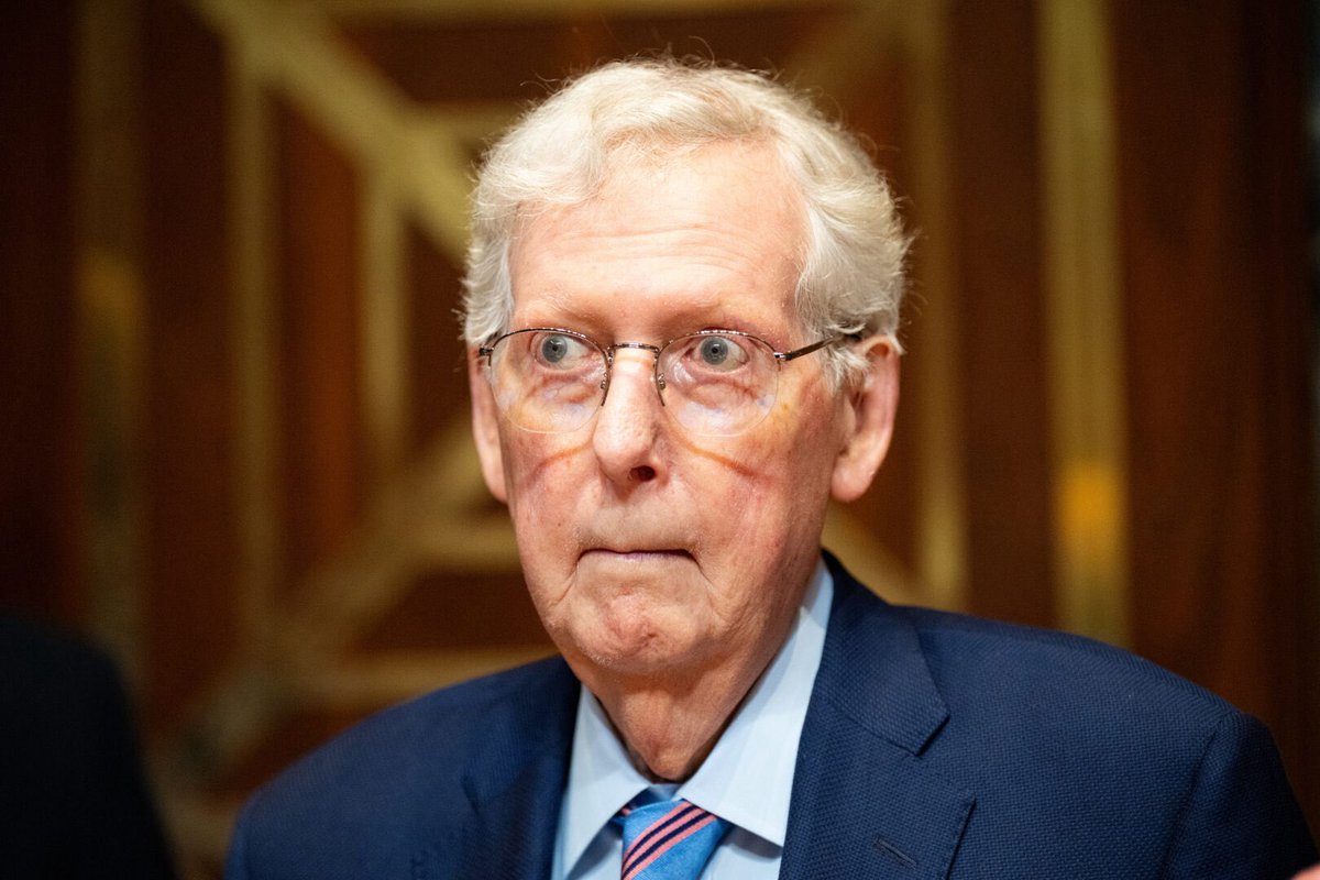 LordWelshie's tweet photo. According to hospital staff, instead of walking toward the light, a confused Mitch McConnell is clapping his hands to turn it off. https://t.co/RVy6mxZPrl