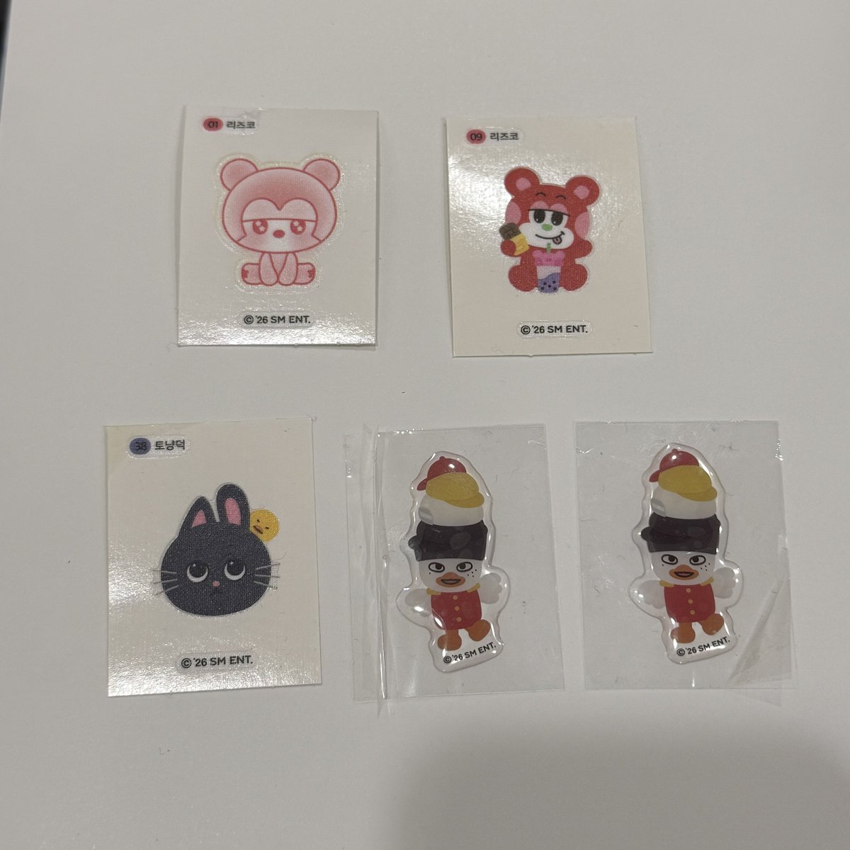 jjef_f's tweet photo. RIIZE CU パン ステッカー シール 交換

【譲】 ショウタロウ ウォンビン ソヒ

【求】 アントン

代々木16日または神戸にて交換可能です。
DMまでお願いいたします🙇🏻‍♀️ https://t.co/6m8ktkvXMg