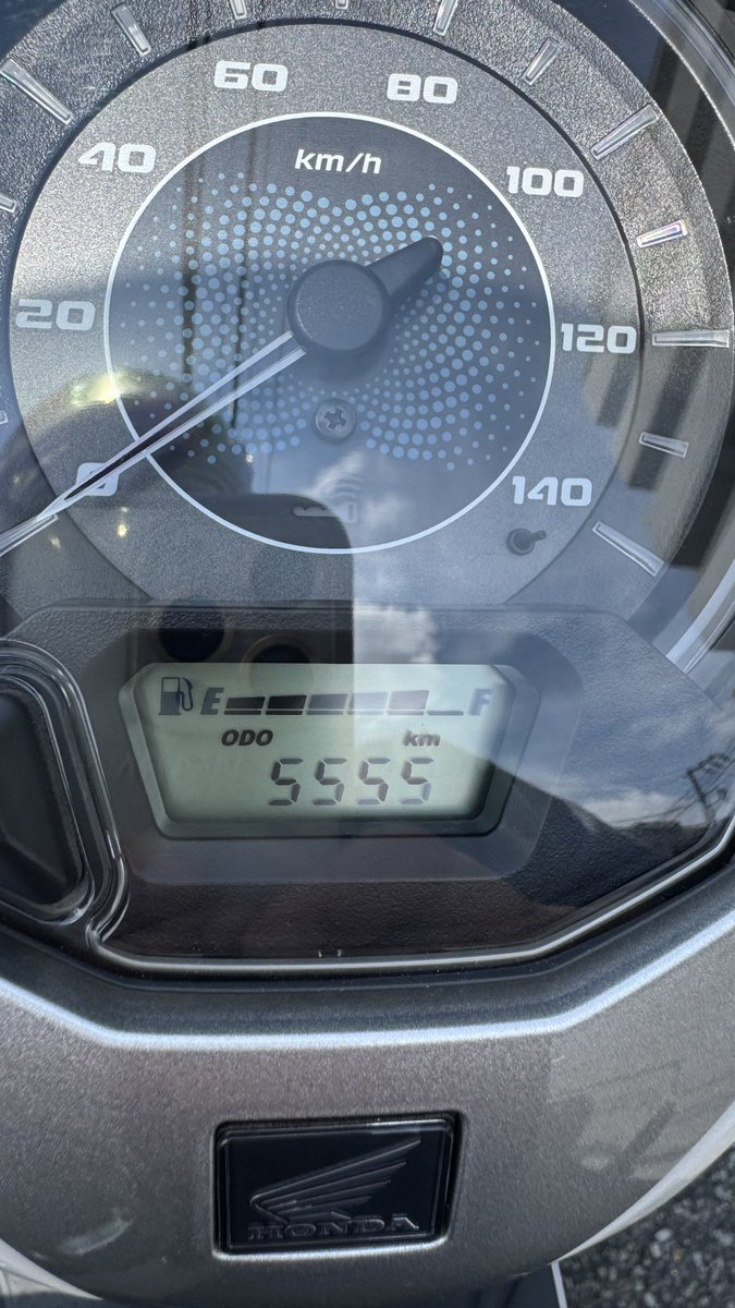 gt326011's tweet photo. キリ番😏
♫メキシカンロック💦
ゴーゴーゴーゴー

橋幸夫かて…
古いょ…🤣 https://t.co/vbAxlld7Wh