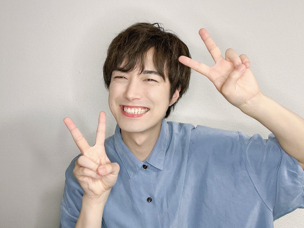 Kagechanman0712's tweet photo. 7月12日　
34歳の誕生日です！
いつも沢山のサポートありがとうございます！
皆さんの応援が僕の背中を押してくれています。
34歳は楽しみつつ、マイペースに新しいチャレンジもして行けたらいいなって思います！
表現者として、人としてもっと精進していきます。
これからも見守ってくださると嬉しいです！