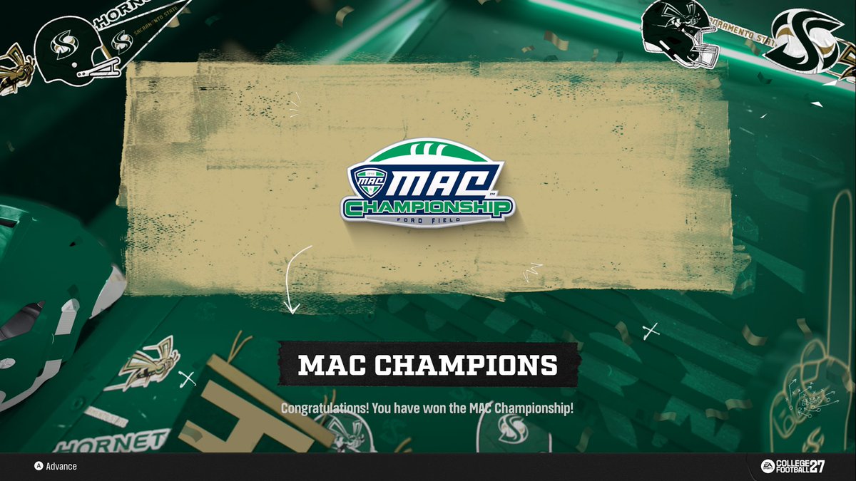jungler343's tweet photo. @SacHornetsFB give @flyymar2 the ball https://t.co/7SyuYM4WgA