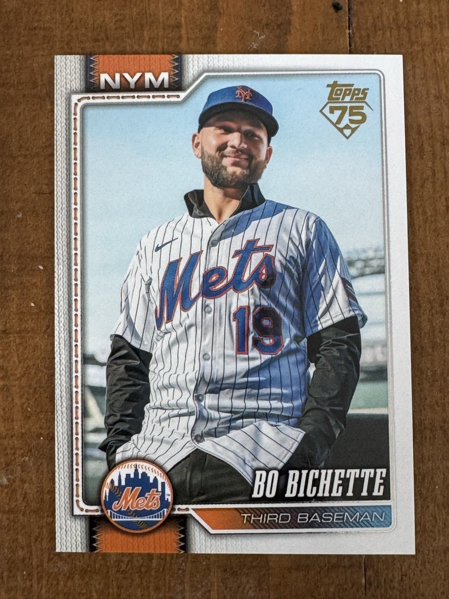 zesty_mate's tweet photo. Bo of the Day! Stoked to pick up this year’s gold mirror! #letsgobo
@Fantasyguy23 
@CardsCottage 
@claudiatsanders https://t.co/0rzKnE84jg