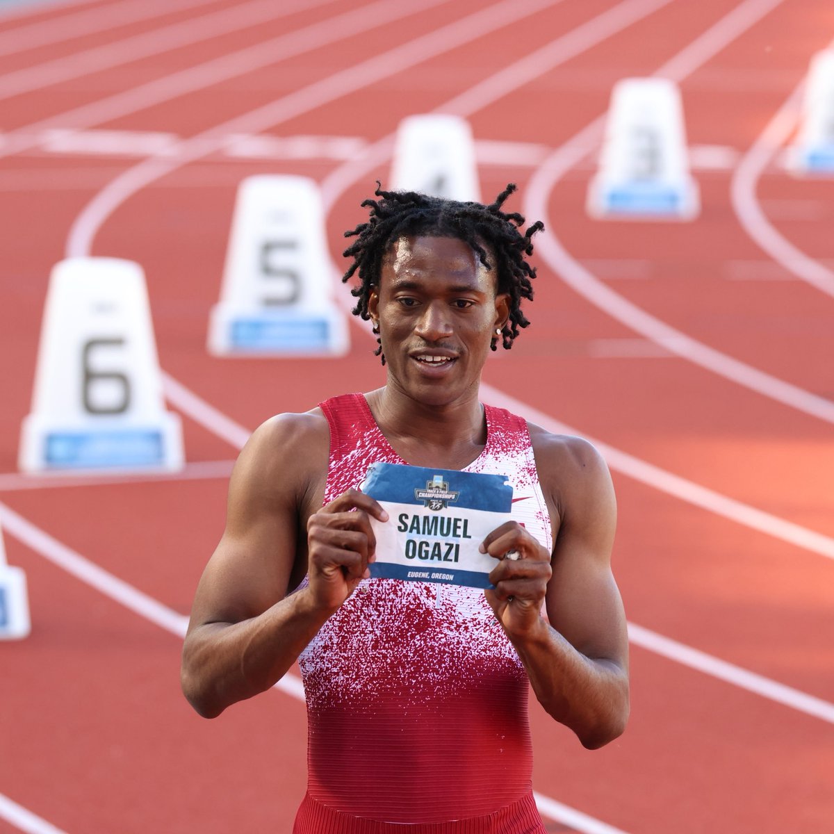 MakingOfChamps's tweet photo. Samuel Ogazi 🇳🇬 makes his pro debut at the Ed Murphey Classic in Tennessee, clocking a time of 44.57s to win the men's 400m.

He beat Antonio Watson 🇯🇲 who ran 44.70s, while Kirani James 🇬🇩 finshed 3rd in 45.04s. https://t.co/XfK1VB2XGC