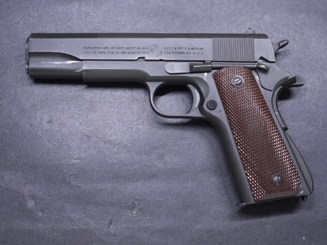 PekosGunBox's tweet photo. The 1911 Boxのページに第2弾のCOLT M1911A1 https://t.co/kuEGZ8w0yn（1943）をアップしました。いわゆるミリタリーガバですね！
お暇な方は覗いてみてください！
https://t.co/UhMoAb3SLQ https://t.co/LWmeiNC0kb