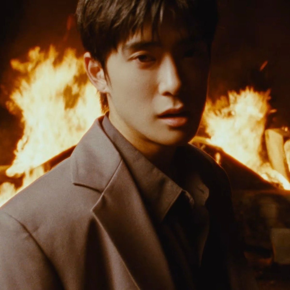 hourlyjaeh's tweet photo. #JAEHYUN #재현 #ジェヒョン https://t.co/uazwqdFZhU