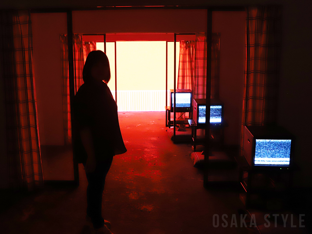 osakastyleNews's tweet photo. 【動画】大阪でホラー体験型展覧会「1999展 －存在しないあの日の記憶－」　東京で10万人動員
https://t.co/PP2JO7wGfx

#1999展 #1999展大阪 https://t.co/Wbn6636wkf