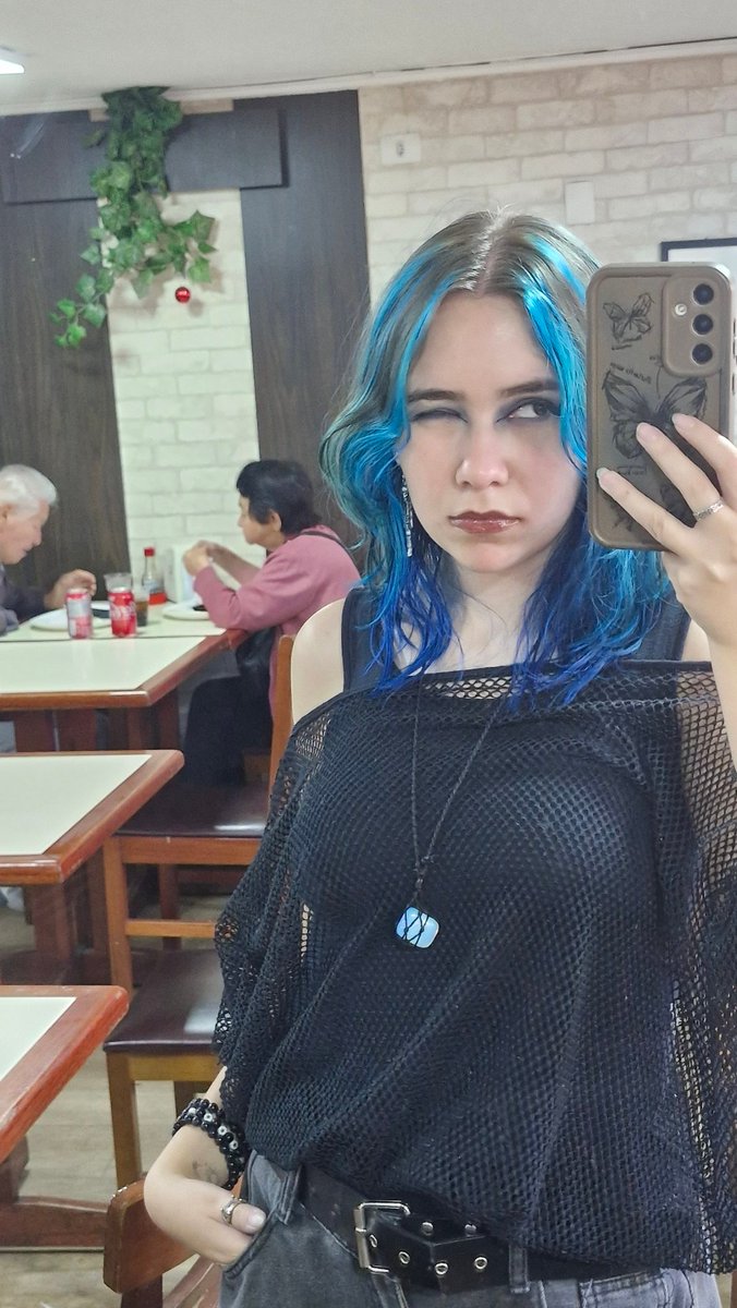 maylyflwr_'s tweet photo. eu e meu arcano pessoal https://t.co/WlCDGpgnFK