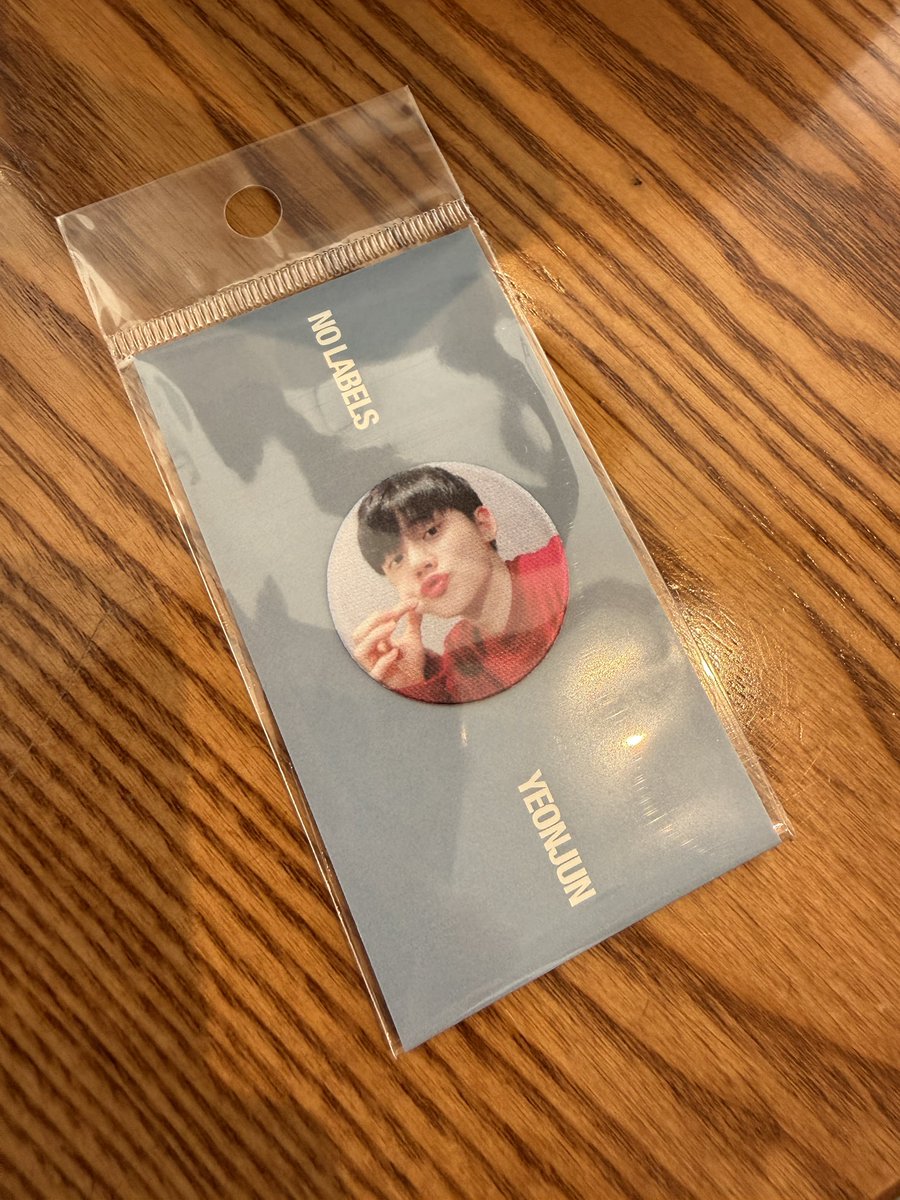 JI_LOLS's tweet photo. 연준 음중 아이스크림 스밍 이벤트 역조공
액정클리너

1.5

https://t.co/7Qk5zoTmiL

Yeonjun txt tomorrowxtogether broadcast photocard poca wts포토카드 엠카 엠카운트다운 본방 엠카 뮤뱅 음중 인가 위버스pc공개방송 투바투 투모로우바이투게더 사녹 사전녹화 ice cream https://t.co/X5nrR0rxeV