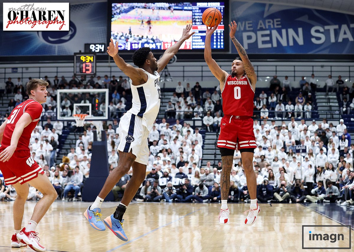 moharenphoto's tweet photo. .@BadgerMBB defeats @PennStateMBB 98-71 in the Return To Rec game played Thursday evening at #RecHall in University Park, PA. @UWBadgers #OnWisconsin #WeAre #PennState #SweatWithUs @LegionofBluePSU #LegionOfBlue #ReturnToRec @imagnimages #ImagnImages @NicholaswBoyd @GregGard https://t.co/fsDioJUmn8